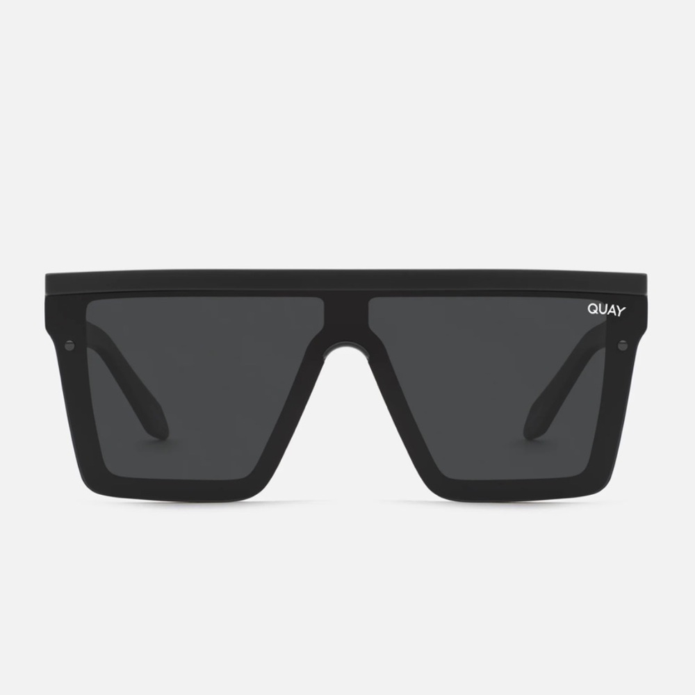 Quay Hindsight Glasses